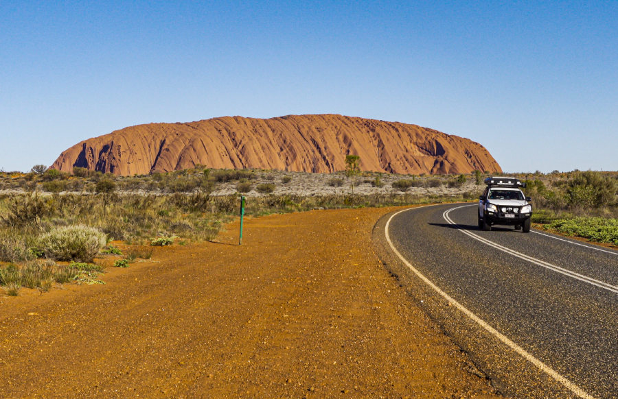images/Journeys - Uluru/uluru - road trip - new south wales - welcome to south australia - 1.jpg